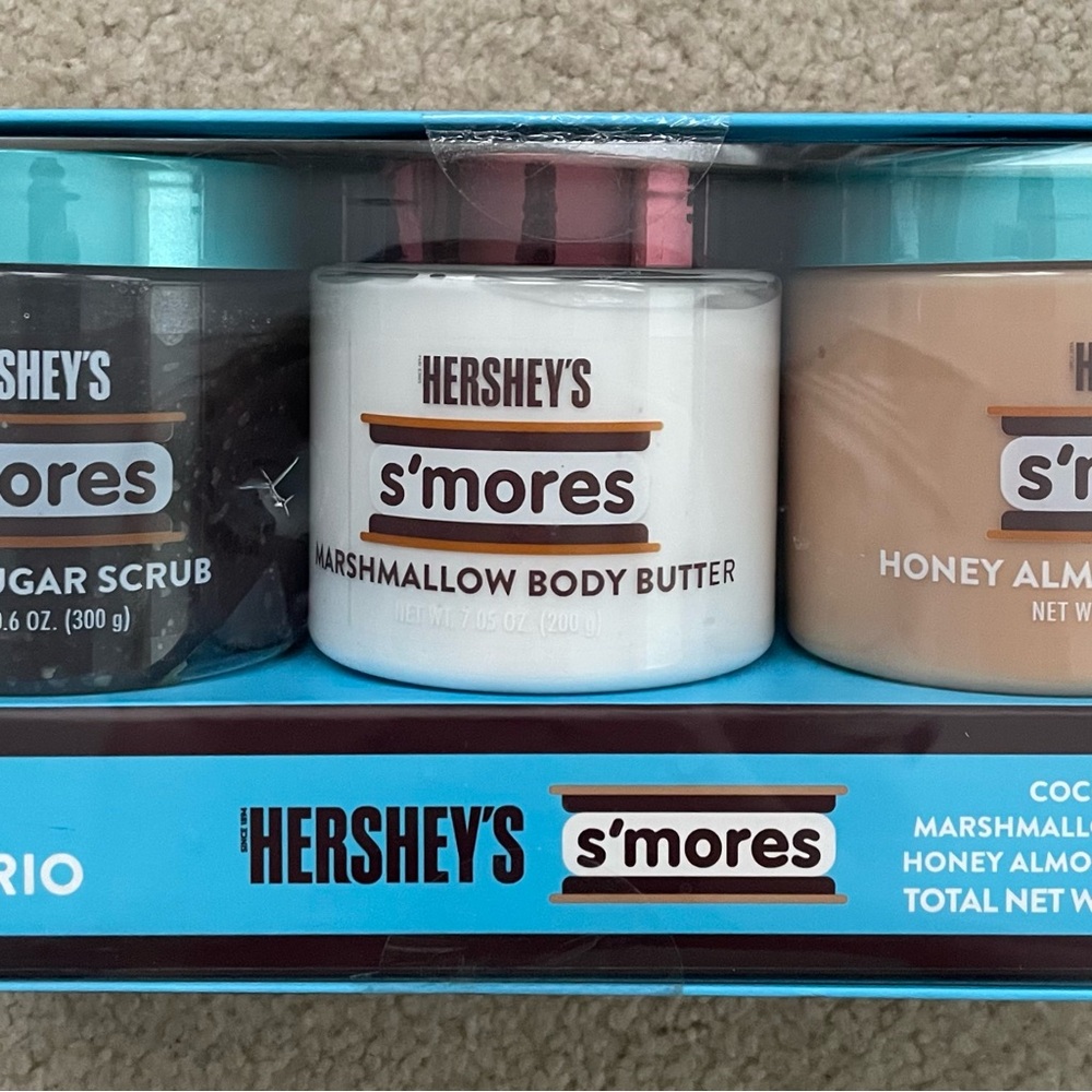 Hershey’s S’mores 3-Pack Body Trio (Sugar Scrub, Body Butter, Body Lotion) - Picture 5 of 16